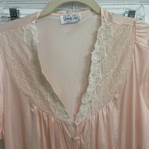 Vanity Fair Made in the USA peach pink 3 button robe size small vintage lace - Picture 2 of 5